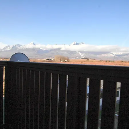 Aston Vel'ka Lomnica